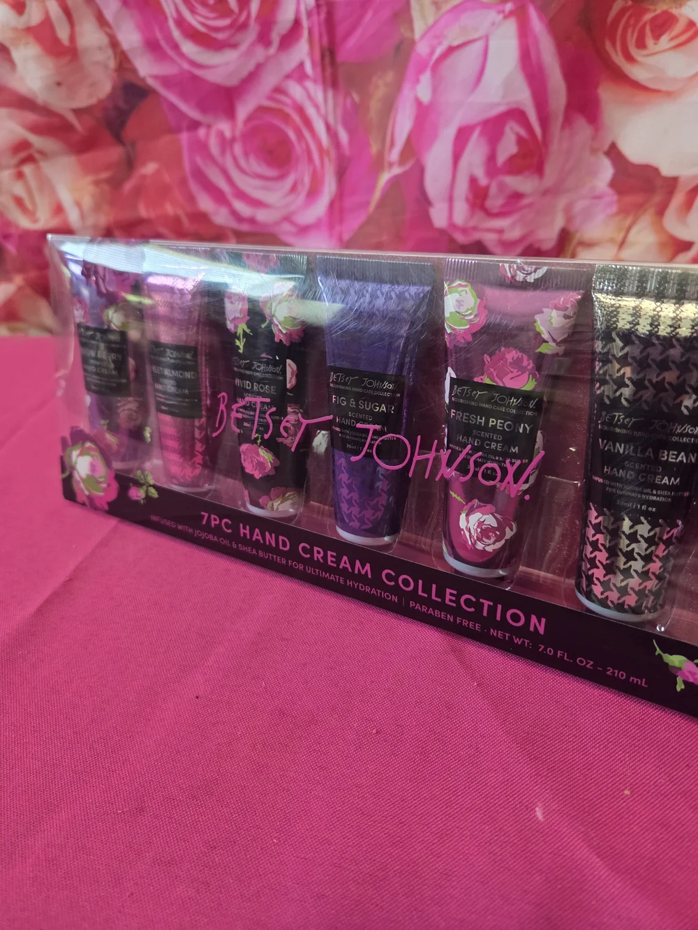 Betsey Johnson 7pc Vivid Rose & Floral Hand Cream Collection - Pink